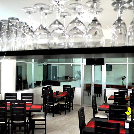 Hotel Rv Martinez de la Torre Ngoại thất bức ảnh