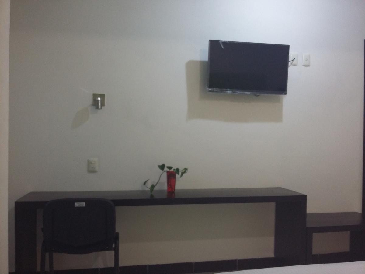 Hotel Rv Martinez de la Torre Ngoại thất bức ảnh